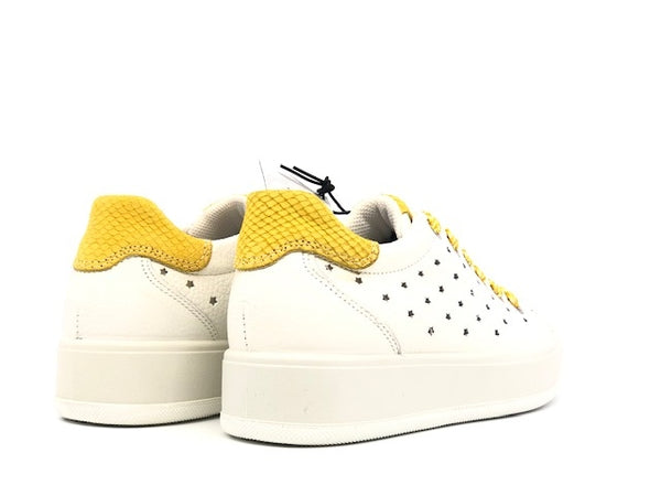 IGI&amp;CO Sneaker donna con stelle bianco/ giallo