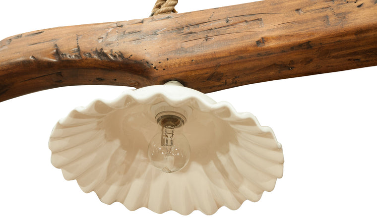 Biscottini Giogo lampadario in legno massello di tiglio finitura noce .Made in Italy