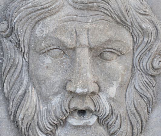 Biscottini Frontone in pietra L40xPR13xH40 cm realizzato completamente mano Offerta