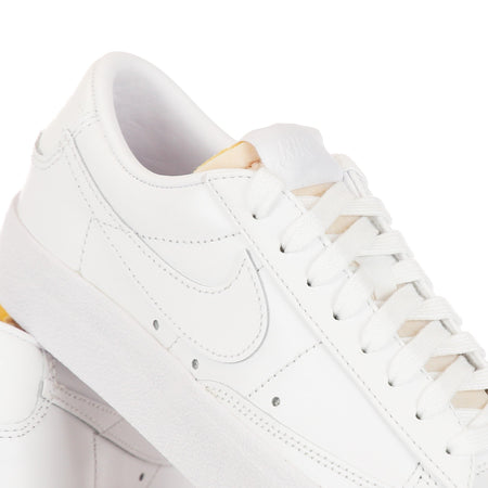 Nike Scarpa Bassa Donna W Blazer Low 77 White/white/white/white da donna