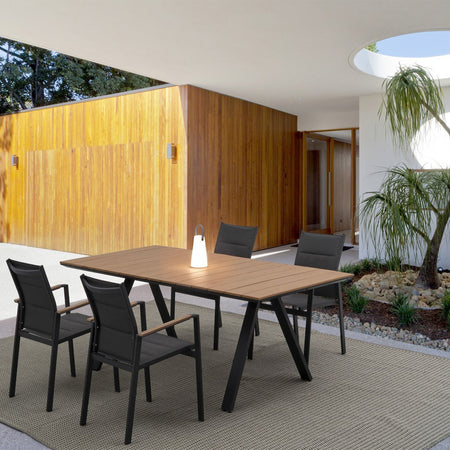 Sedia poltrona "Kubik" da esterno giardino in alluminio verniciato a polvere con dettagli in legno