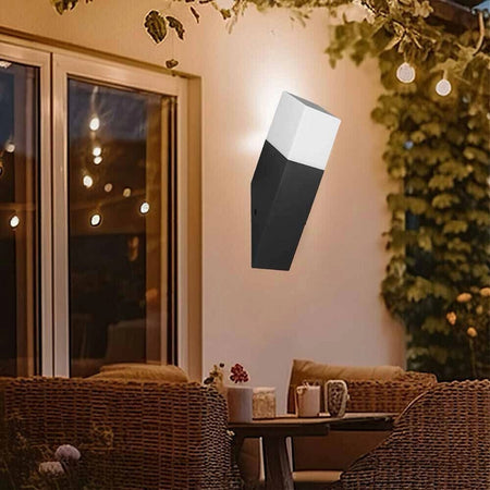 Applique A Muro Obliquo Esterno Attacco E27 In Alluminio Lampada Parete Ip44 B250