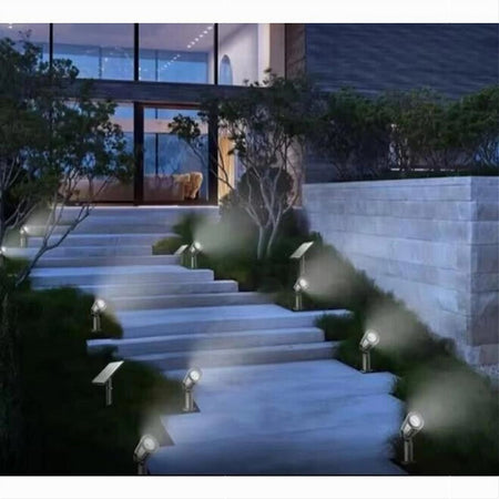 Set 4 Pz Faretti Led A Picchetto Con Pannello Solare Luce Fredda Calda Ip65 Ly04