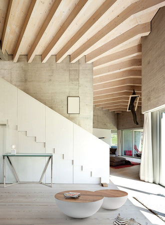 Tavolino "Lancaster" struttura in acciaio con piano in legno per interni