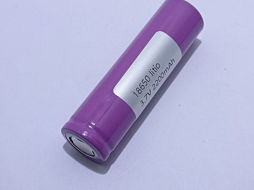 Batterie Litio 18650 3,7V Testa Piatta 2200mah Pacchi Batterie Torcia Ricambio