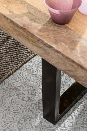 Tavolo Manchester rettangolare, con gambe in acciaio, piano in legno di mango, stile moderno