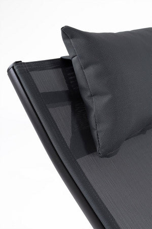 Lettino chaise longue "Krion" con poggiatesta, struttura in alluminio verniciato per esterno