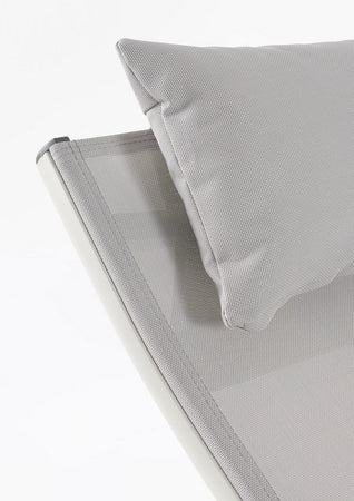 Lettino chaise longue "Krion" con poggiatesta, struttura in alluminio verniciato per esterno
