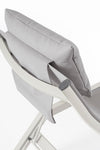 Lettino chaise longue Krion con poggiatesta, struttura in alluminio verniciato per esterno