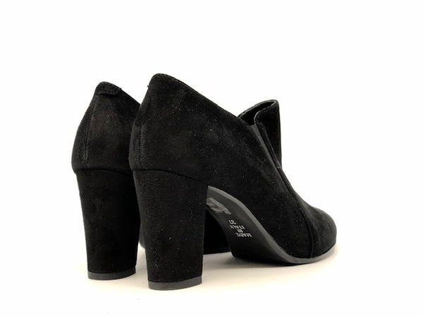 ELLEN Décolleté chiuse nera a punta in pelle scamosciata