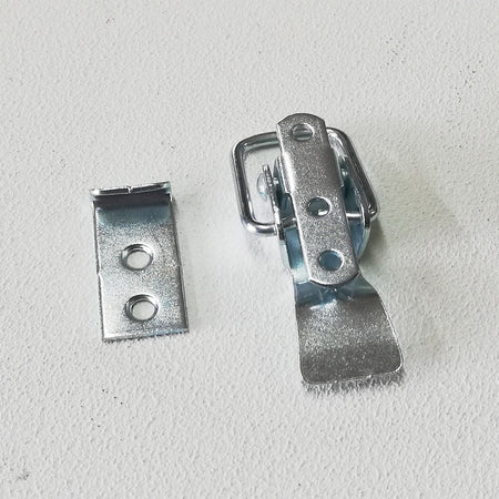 Chiusura leva a gancio zincata con incontro