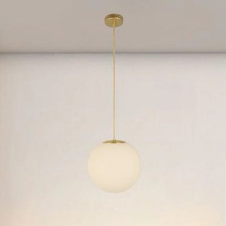 Lampadario A Sospensione Oro Con Sfera Vetro Bianco Attacco E27 Moderno Minimal 33504