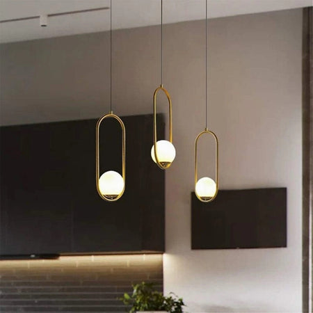 Lampadario A Sospensione Oro Ovale Con Sfera Vetro Attacco E27 Moderna Minimal 32835