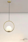 Lampadario A Sospensione Cerchio Metallo Con Sfera Vetro Bianco Attacco E27 Oro 32811