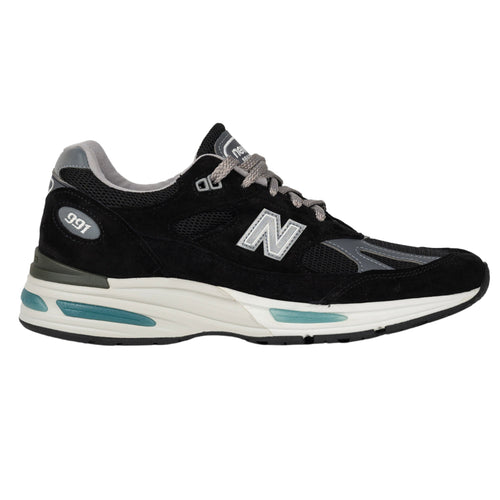 NEW BALANCE Made in UK 991v2 Sneakers in Black da uomo