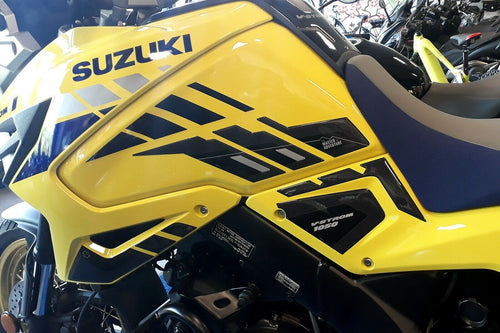 2-ADESIVI-3D-PROTEZIONI-LATERALI-SERBATOIO-MOTO-compatibili-SUZUKI-V-STROM-1050