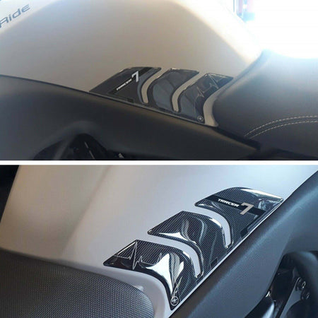 2-adesivi-gel-3D-protezioni-laterali-serbatoio-moto-compatibili-Yamaha-Tracer-7-da-2021