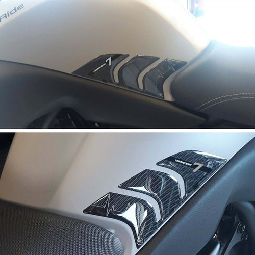 2-adesivi-gel-3D-protezioni-laterali-serbatoio-moto-compatibili-Yamaha-Tracer-7-da-2021