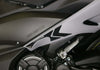 2-ADESIVI-protezioni-PIEDI-PASSEGGERO-in-GEL-3D-compatibili-YAMAHA-TMAX-560-2020