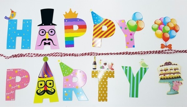 2-Festoni-Carta-Happy-Party-Corda-Bianco-Rosso-Ghirlanda-Compleanni-Feste-Wedding