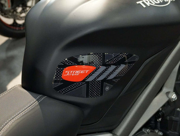 2-protezioni-3D-lati-serbatoio-moto-compatibili-Triumph-Street-Triple-2013-2021