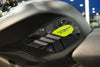 2-protezioni-3D-lati-serbatoio-moto-compatibili-Triumph-Street-Triple-2013-2021