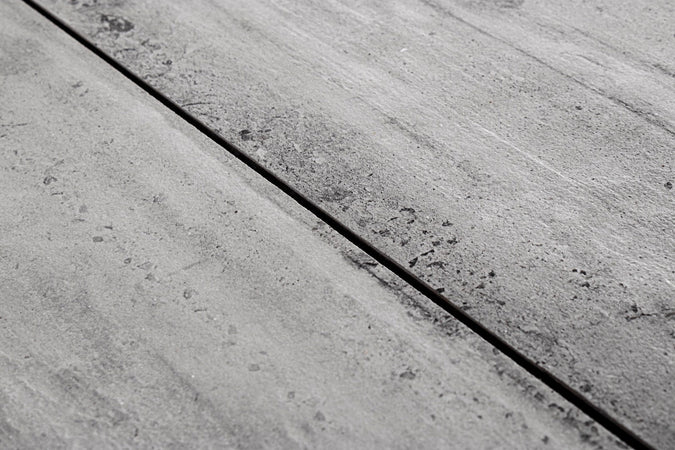 Tavolino "Truman" con struttura in alluminio, con piano in ceramica, altezza regolabile