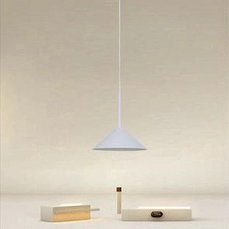 Lampadario A Sospensione Moderno Con Paralume Triangolare In Ferro Bianco E27 33856