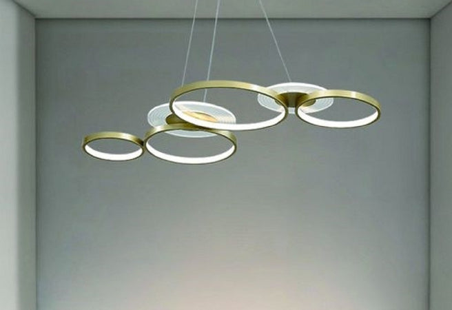 Lampadario A Sospensione Led Oro 65w 6 Anelli Luminosi Moderno Con Telecomando 71422