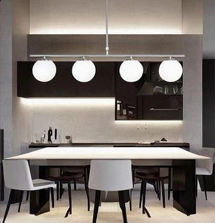 Lampadario A Sospensione Argento Con 4 Sfere Bolle Bianche In Vetro Attacco G9 33924