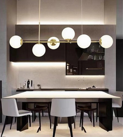 Lampadario A Sospensione Oro Con 6 Sfere Bolle Bianche In Vetro Attacco G9 33726