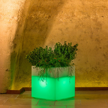Vaso luminoso Cube per decorazione esterno e giardino "Made in Italy"
