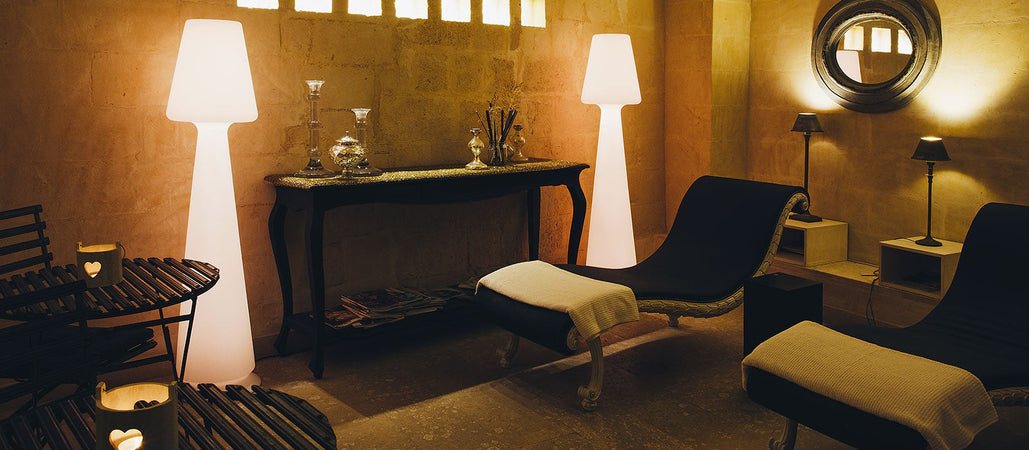 Lampada Chloe luminosa per interno ed esterno "Made in Italy" da h 165 cm