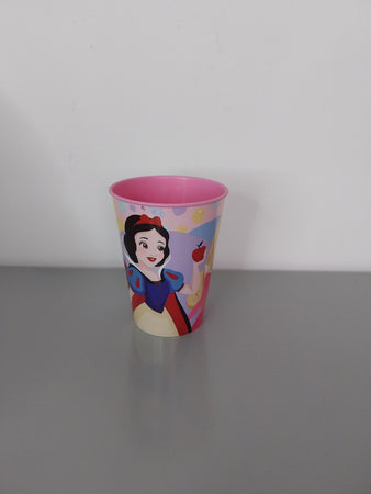 Set Asilo da Bambina con Principesse dei Cartoni "Forever Princess" 5 Pezzi: Zaino Tovaglietta Borraccia Bicchiere e Porta Merenda