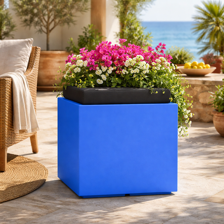Poltroncina luminosa Square Bright quadrata con led pouf "Made in Italy" per esterno
