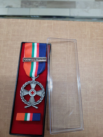 Medaglia Commemorativa Croce Rossa ABRUZZO UMBRIA MARCHE UCRAINA PAPA ecc
