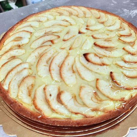 Crostata alle mele con gelatina all'albicocca