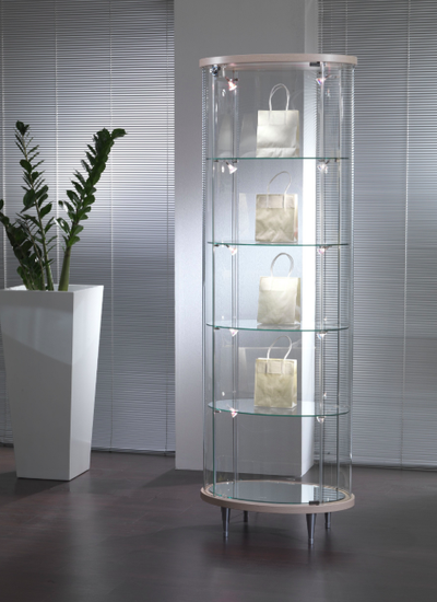 Vetrina espositiva ovale su piedi fissi con ripiani interni cm. 60x44x190h