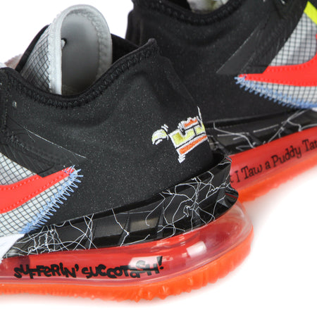 NIKE NBA Scarpa Basket Uomo Lebron Xviii Low "sylvester Vs Tweety" X Space Jam White/bright Crimson/black/yellow Strike da uomo