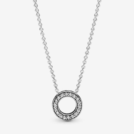 Pandora Collana con cerchio, pavé e logo