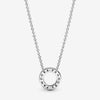 Pandora Collana con cerchio, pavé e logo