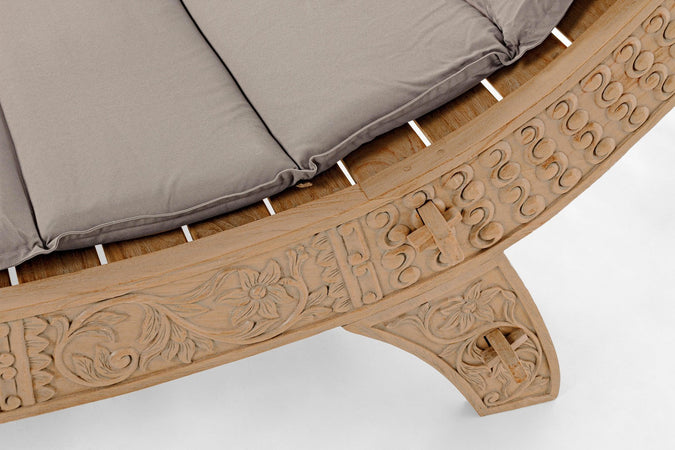 Daybed con cuscino "Sanur" in legno di Teak con finitura color sabbia, per esterno