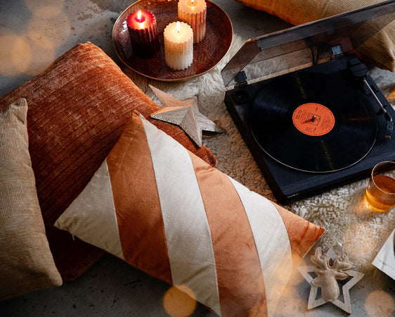 Candela decorativa in cera rigata con Glitter color Rosa Blush