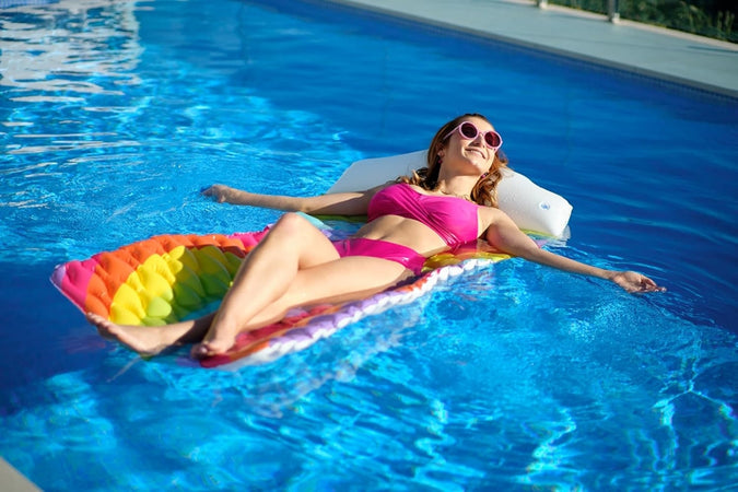 Materassino Arrotolabile Fashion Rainbow Dreams Arcobaleno Con Cuscino Forma Nuvola 44107