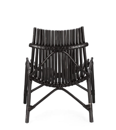 Sedia Lounge "Menendez" in rattan, finitura a base di nitrocellulosa