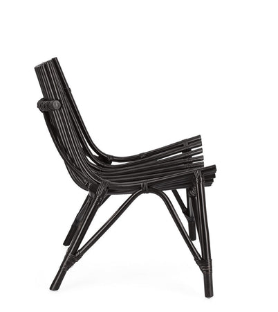 Sedia Lounge "Menendez" in rattan, finitura a base di nitrocellulosa