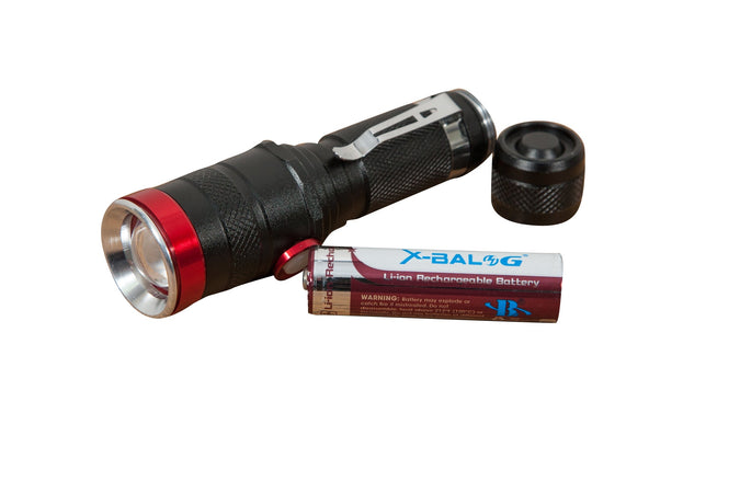 Biscottini Torcia LED Cree Police BL-736-T6 ricaricabile 8800mAh 5 modalità zoom 800