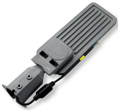 Proiettore Faro Armatura Stradale Led 50w Con Snodo Esterno Ip65 Luce Naturale 4000k Rc-50n