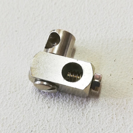 Snodo per aste salterello