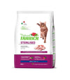 Natural Trainer Sterilised mangime secco Gatti Adult tacchino e fibra di pisello